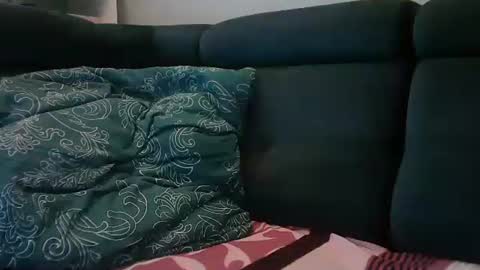 Snapshot of peterf83 chatting on February 24, 2025, 6:27 am peterf83 online show from February 24, 2025, 6:27 am