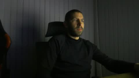 Snapshot of petitcoquin91 chatting on February 6, 2026, 8:23 pm Paco online show from February 6, 2026, 8:23 pm