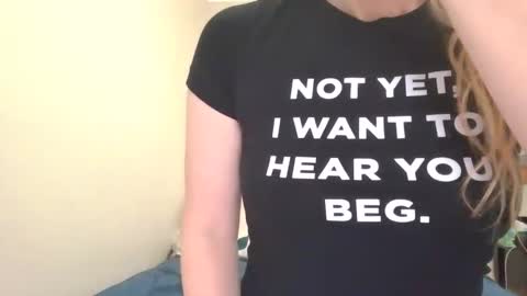 Little cupcake online show from January 6, 2025, 2:37 am