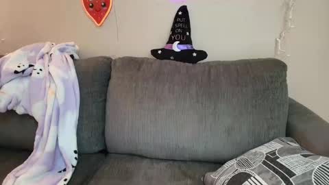 Little cupcake online show from October 1, 2025, 6:36 pm