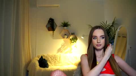 Snapshot of petitegonwiild chatting on December 15, 2024, 1:11 pm Petitegonwiild online show from December 15, 2024, 1:11 pm