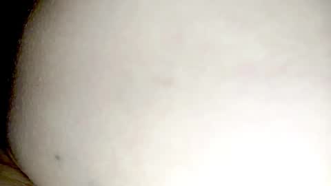 Snapshot of petiteivoryqueen chatting on November 2, 2025, 4:04 am danna online show from November 2, 2025, 4:04 am