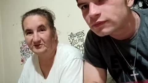 Snapshot of petraszkot chatting on July 13, 2026, 7:44 am petraszkot online show from July 13, 2026, 7:44 am