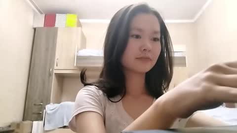 Hello Viola here  online show from November 21, 2025, 1:43 pm