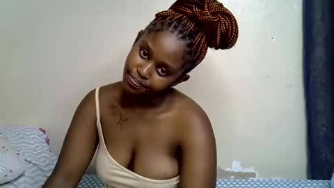 pettite_gal online show from May 13, 2026, 5:54 pm
