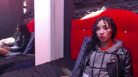 Moon  online show from October 24, 2025, 1:29 pm