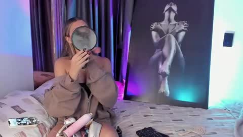 Peyton   online show from April 5, 2026, 12:30 am