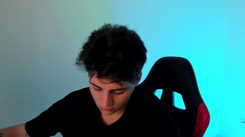 peytonbox online show from October 4, 2025, 11:19 am