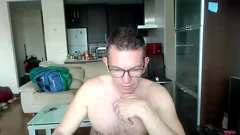 Snapshot of pg19clp4191zm chatting on March 2, 2026, 2:57 pm Alex online show from March 2, 2026, 2:57 pm