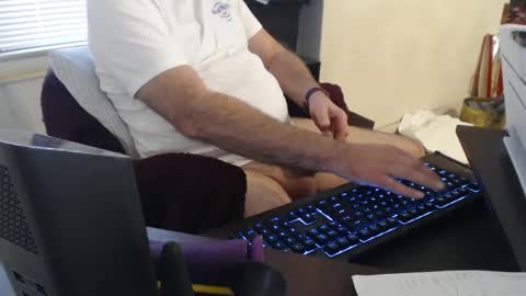 Snapshot of pghhorny2 chatting on January 11, 2025, 6:01 pm pghhorny2 online show from January 11, 2025, 6:01 pm