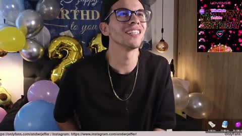 phantom_bigger1 online show from December 1, 2024, 4:29 pm