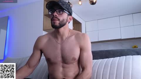 phantom_bigger1 online show from March 2, 2026, 4:14 pm