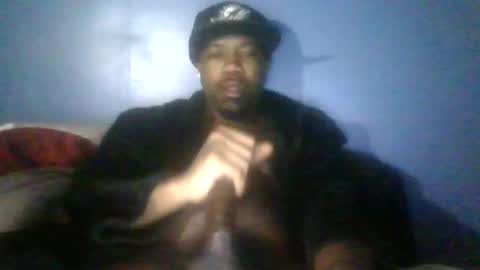 Snapshot of phantomb100 chatting on October 31, 2025, 9:43 am Phantomblaze online show from October 31, 2025, 9:43 am