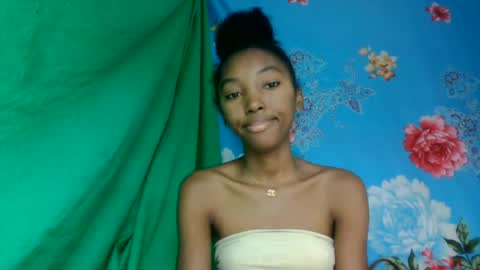 Snapshot of phaosiiia chatting on July 3, 2026, 4:46 pm phaosiiia online show from July 3, 2026, 4:46 pm