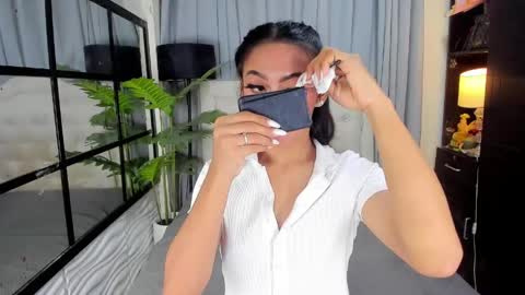 Snapshot of phenomenal_ivy chatting on May 24, 2026, 3:06 pm phenomenal_ivy online show from May 24, 2026, 3:06 pm