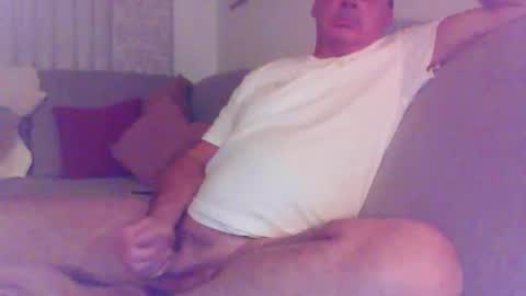 Snapshot of phil279 chatting on January 24, 2025, 1:03 am Phil online show from January 24, 2025, 1:03 am