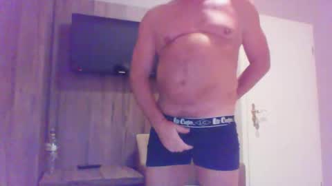 Snapshot of phil279 chatting on November 14, 2025, 5:06 am Phil online show from November 14, 2025, 5:06 am