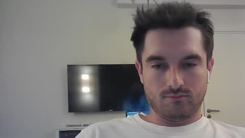 Snapshot of philborison chatting on October 10, 2025, 10:36 am PhilipBorison online show from October 10, 2025, 10:36 am