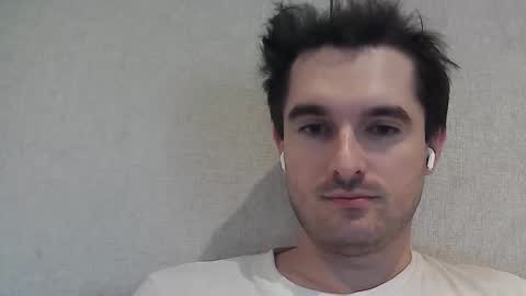 PhilipBorison online show from November 14, 2025, 12:37 pm