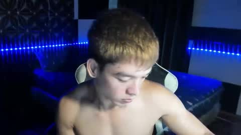 Snapshot of philhotbody chatting on January 27, 2025, 9:34 am AJ online show from January 27, 2025, 9:34 am