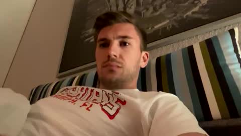 Snapshot of philip0512 chatting on May 11, 2026, 10:18 pm philip0512 online show from May 11, 2026, 10:18 pm