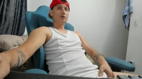 Snapshot of philip_dj chatting on November 8, 2025, 2:23 am philip_dj online show from November 8, 2025, 2:23 am