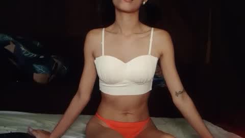 Snapshot of philippinas_white_man chatting on October 14, 2025, 5:36 pm Online at weekends Friday to Sunday online show from October 14, 2025, 5:36 pm