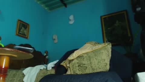 phlilloyhighclouds online show from February 17, 2025, 4:26 pm