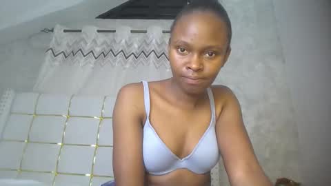 phoebe online show from February 16, 2026, 8:05 pm