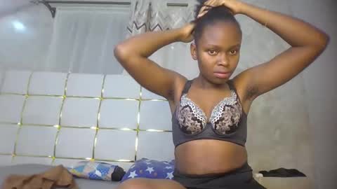 phoebe online show from February 22, 2026, 7:01 pm