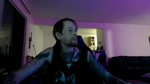 Snapshot of phrostdd chatting on June 20, 2026, 1:19 am FrankenDaddy online show from June 20, 2026, 1:19 am