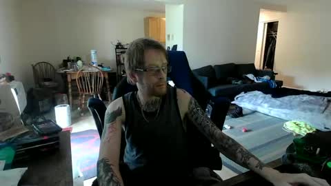 Snapshot of phrostdd chatting on July 5, 2026, 12:34 pm FrankenDaddy online show from July 5, 2026, 12:34 pm