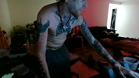 Snapshot of phrostdd chatting on July 6, 2026, 1:46 am FrankenDaddy online show from July 6, 2026, 1:46 am