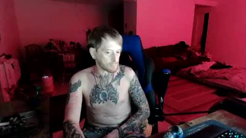 Snapshot of phrostdd chatting on July 15, 2026, 3:23 am FrankenDaddy online show from July 15, 2026, 3:23 am