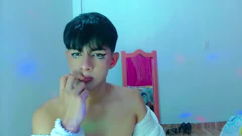Snapshot of phuwin_bj chatting on June 4, 2026, 5:13 am phuwin online show from June 4, 2026, 5:13 am
