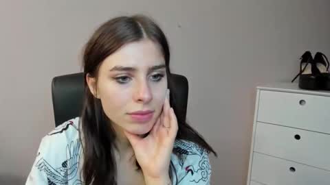 Snapshot of pia_desire chatting on September 14, 2025, 6:34 am P I A online show from September 14, 2025, 6:34 am