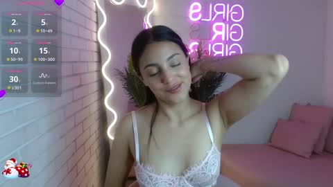 Snapshot of pia_tay chatting on December 13, 2024, 10:30 am PIA online show from December 13, 2024, 10:30 am