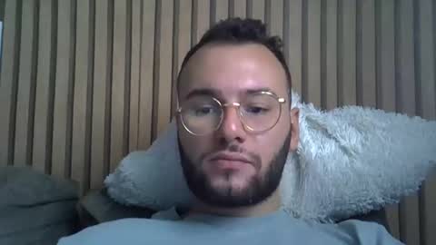 piazaocwbbb online show from October 22, 2025, 7:46 pm