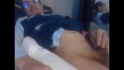 pichoun71 online show from February 14, 2025, 7:38 am