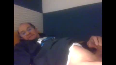 pichoun71 online show from February 24, 2025, 6:36 pm