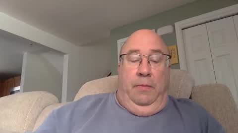 Snapshot of pickme11113 chatting on November 17, 2025, 2:34 pm pickme11113 online show from November 17, 2025, 2:34 pm