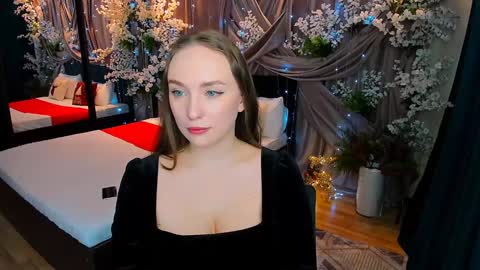 Emelie online show from January 12, 2025, 11:07 am