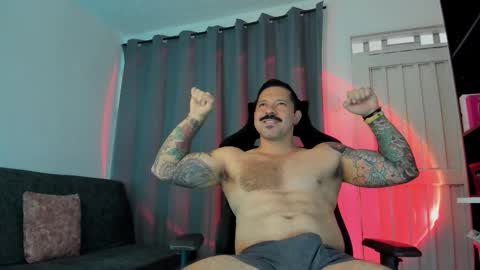 Pierre online show from November 15, 2025, 8:05 pm