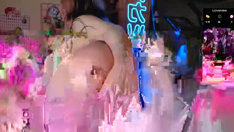 Mia or ur fav booty P online show from March 23, 2026, 6:06 am