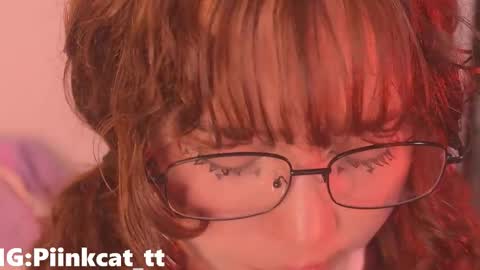 Snapshot of piinkcat chatting on September 22, 2025, 4:03 am Emi online show from September 22, 2025, 4:03 am