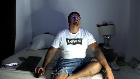 pikoro_gomez online show from February 14, 2026, 3:03 am