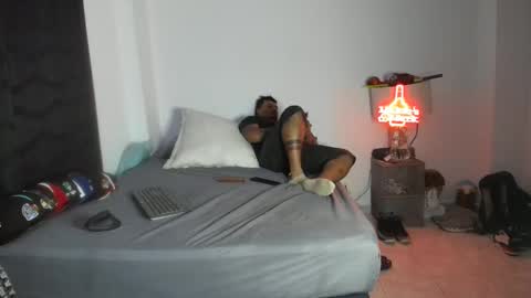 pikoro_gomez online show from April 10, 2026, 1:00 am