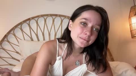 Snapshot of pileacadieri__ chatting on December 11, 2024, 12:44 pm Trisha online show from December 11, 2024, 12:44 pm