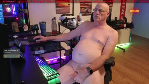 Snapshot of pilot_dave_69 chatting on December 9, 2024, 12:45 am Dave online show from December 9, 2024, 12:45 am