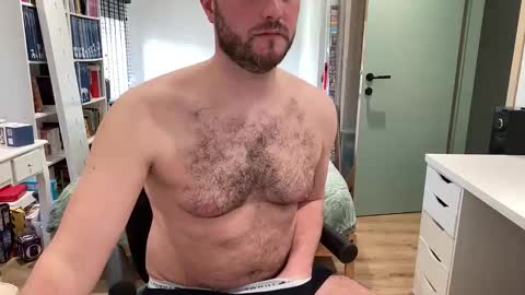 pilou online show from February 27, 2026, 12:05 pm